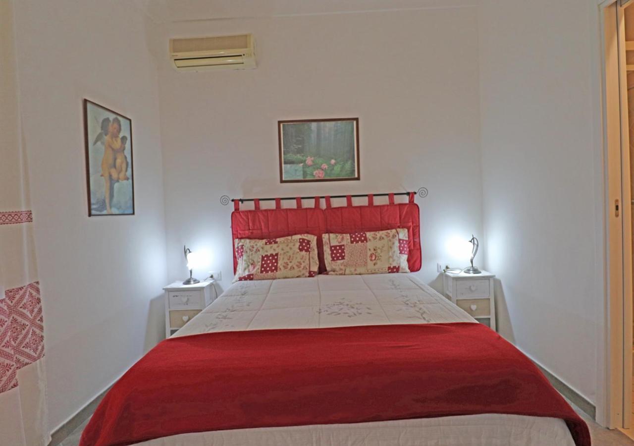 Murphy Holiday Home - Mongiardino 01 La Maddalena  Luaran gambar