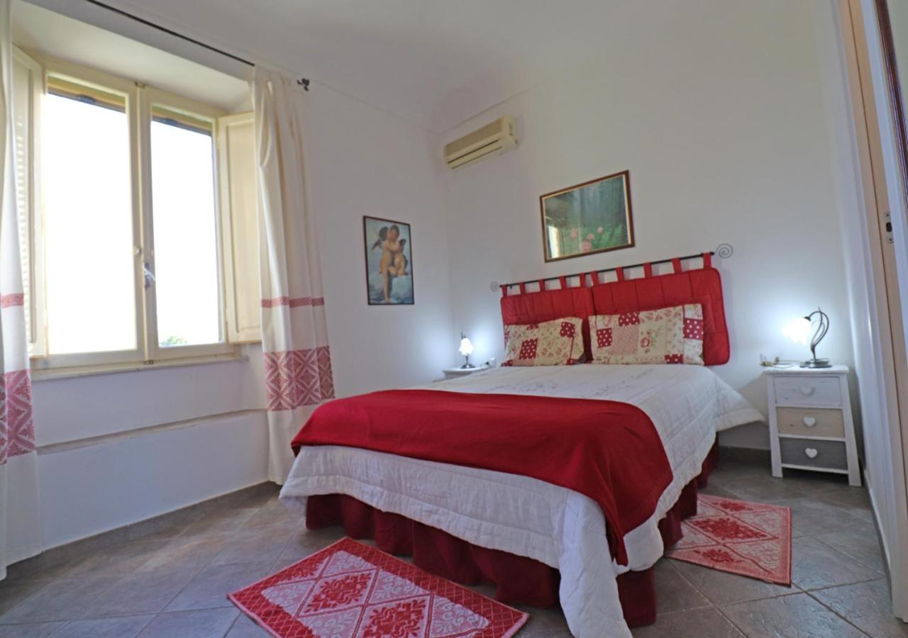 Murphy Holiday Home - Mongiardino 01 La Maddalena  Luaran gambar